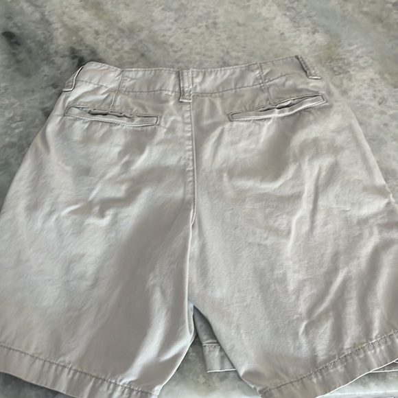 Men’s Twill khaki Shorts - Picture 4 of 6